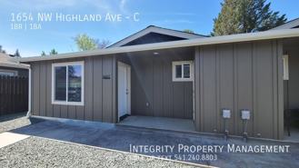 1654 Nw Highland Ave #C - Photo 1 of 1