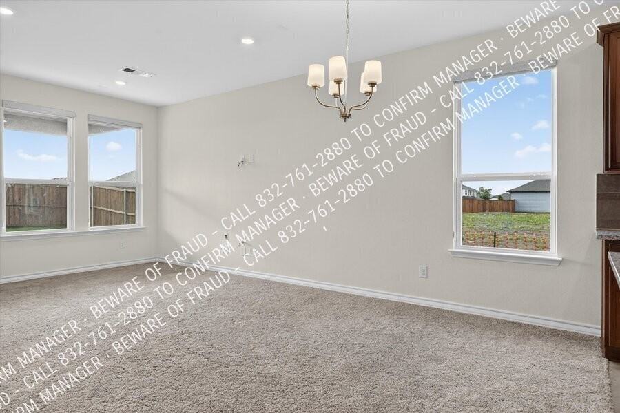 707 Windhaven Dr - Photo 7 of 25