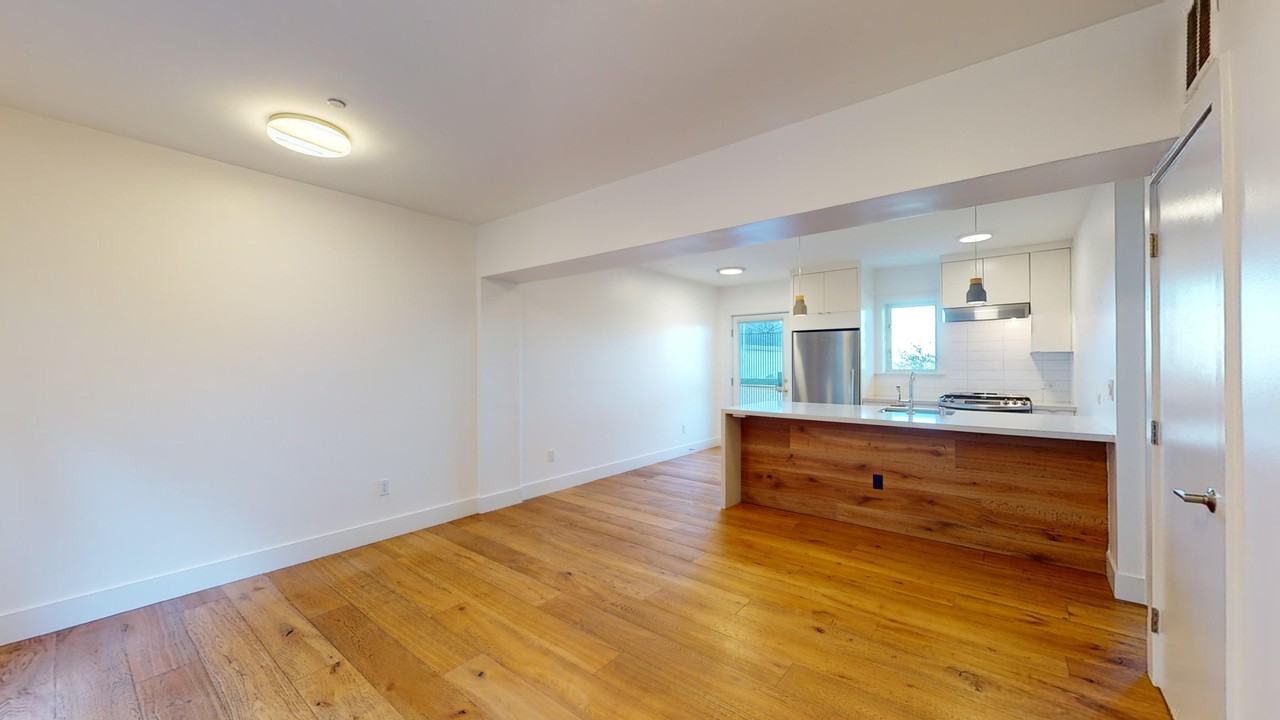 3420 Market St #14 - Photo 7 of 21