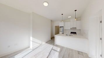 featured image of 1433 Clay St #12