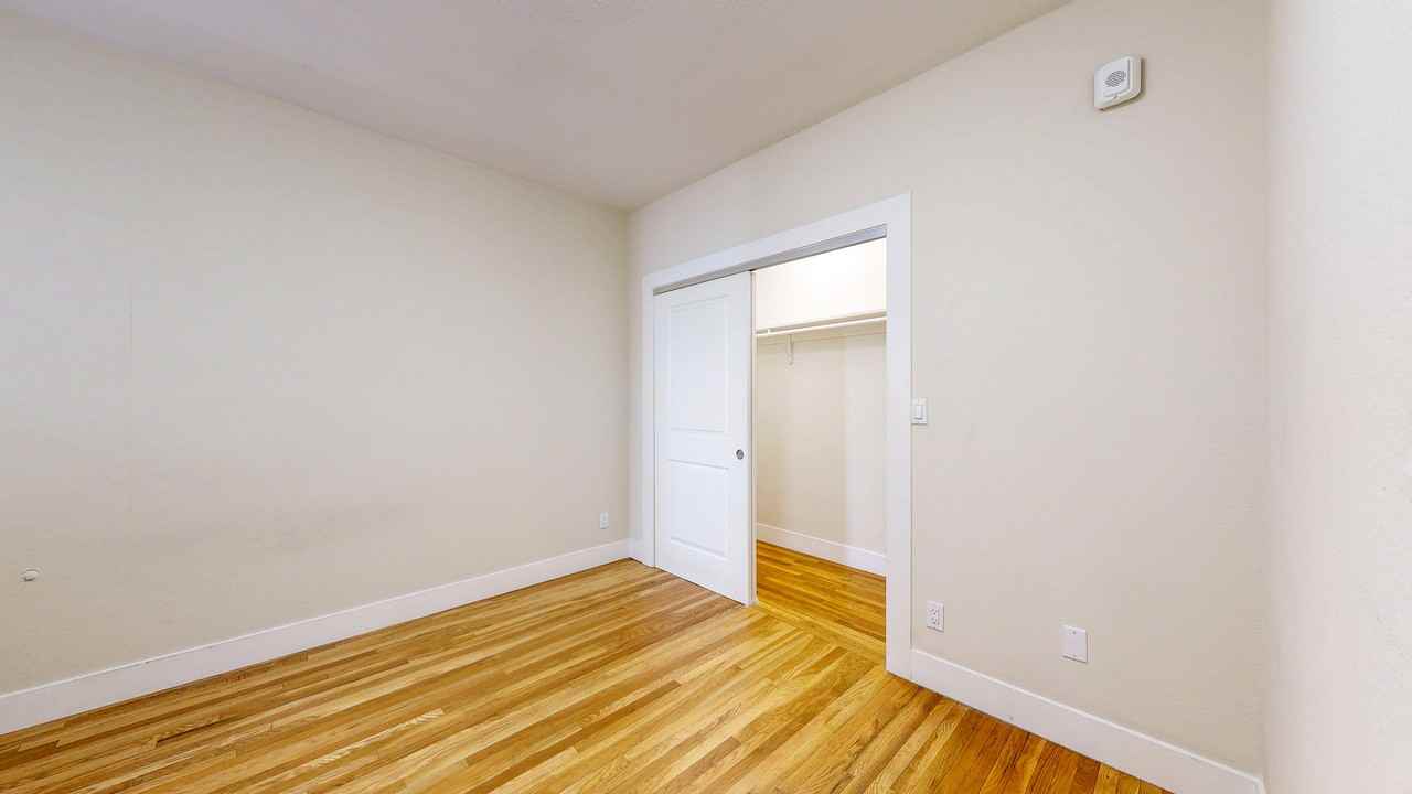 1705 Octavia St #100 - Photo 6 of 11