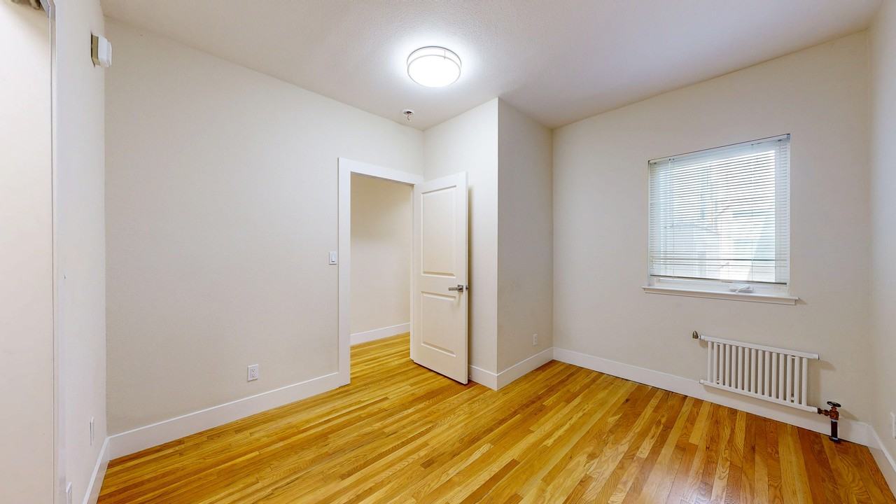 1705 Octavia St #100 - Photo 7 of 11