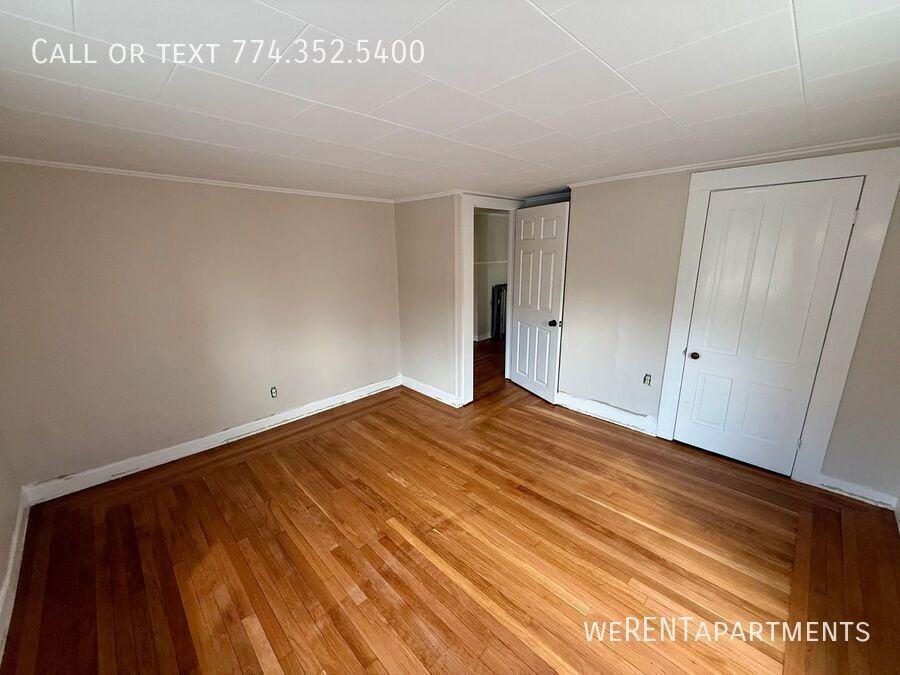 292 Main St #B - Photo 3 of 8