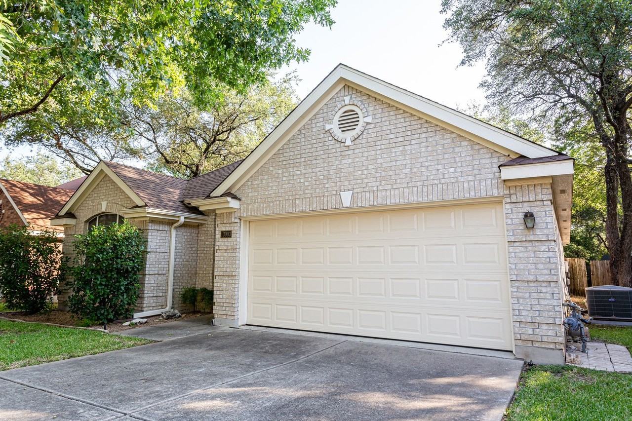 13003 Tantivy Dr - Photo 2 of 26