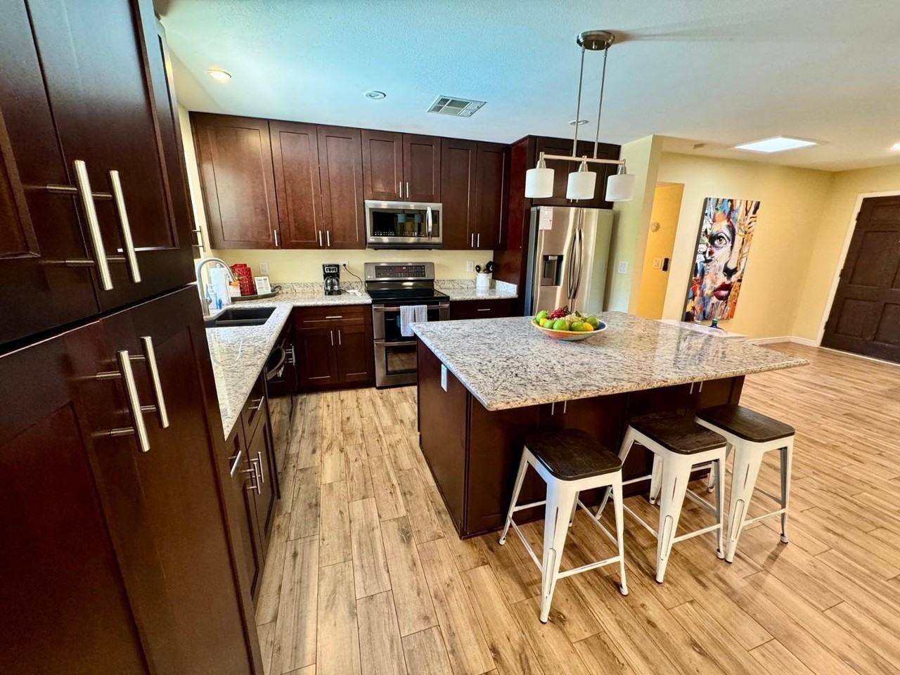 8238 E Vista Dr - Photo 6 of 42