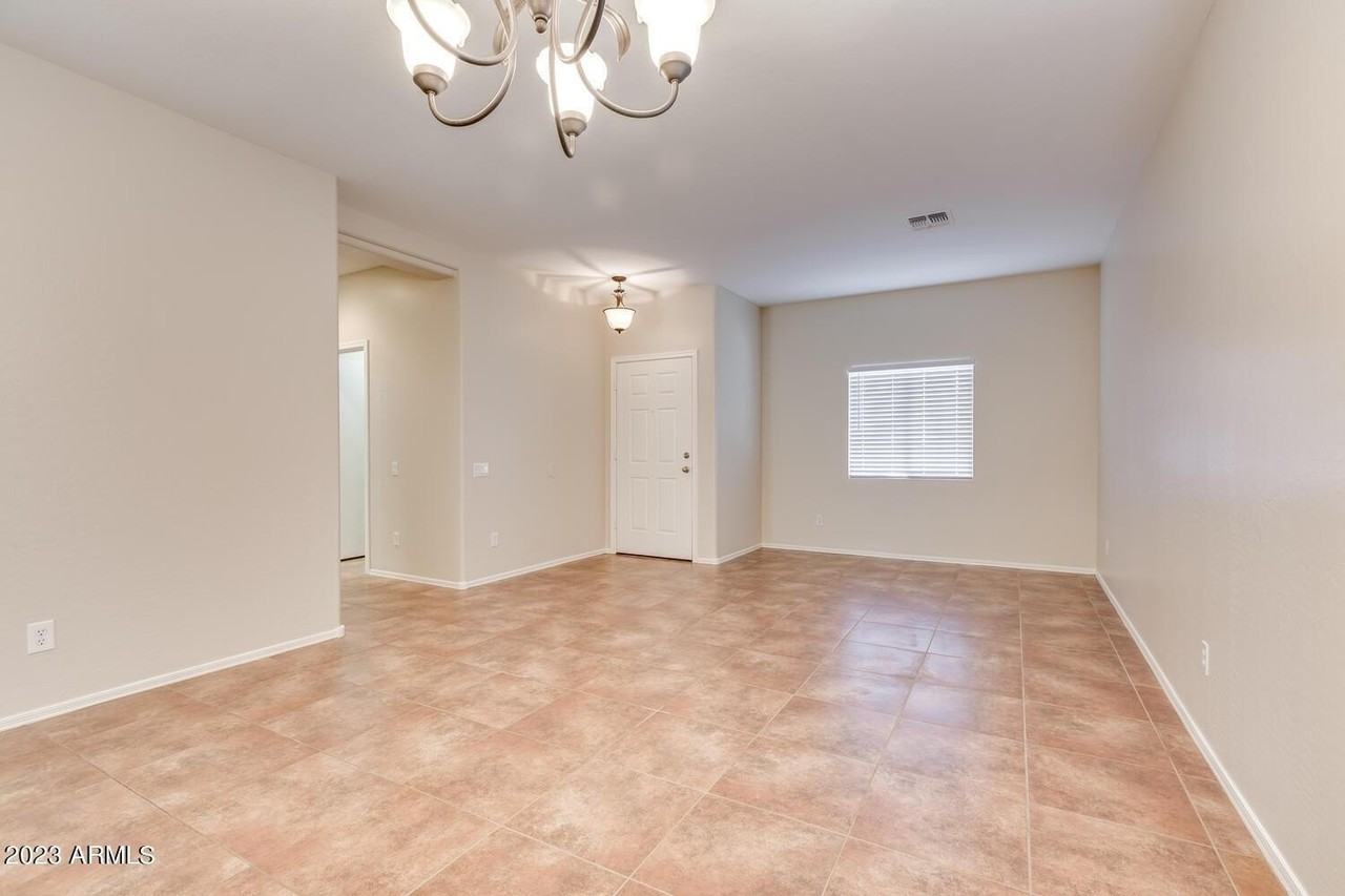 16003 N Cristine Ln - Photo 6 of 41