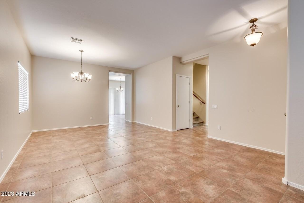 16003 N Cristine Ln - Photo 7 of 41