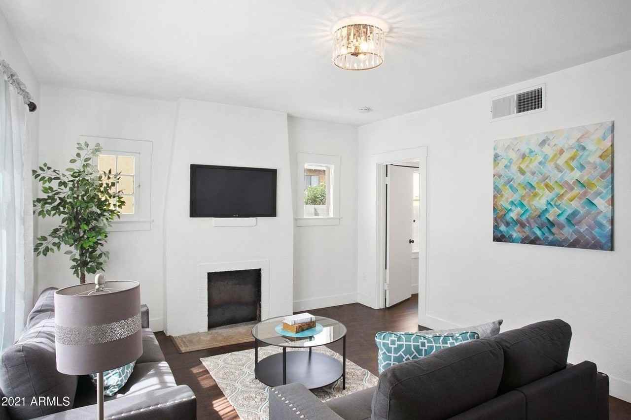 716 E Pierce St - Photo 7 of 17