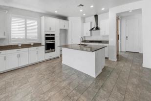 6418 W Mark Ln - Photo 1 of 1