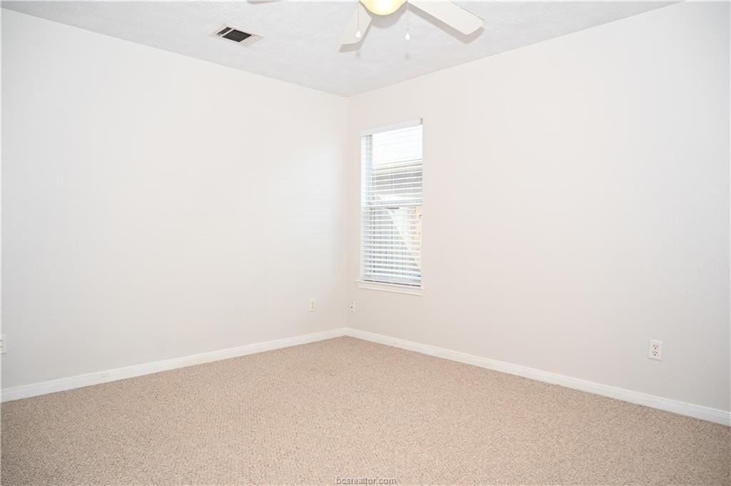 1001 Fallbrook Loop - Photo 7 of 10