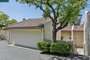 featured image of 1541 Moraga Way