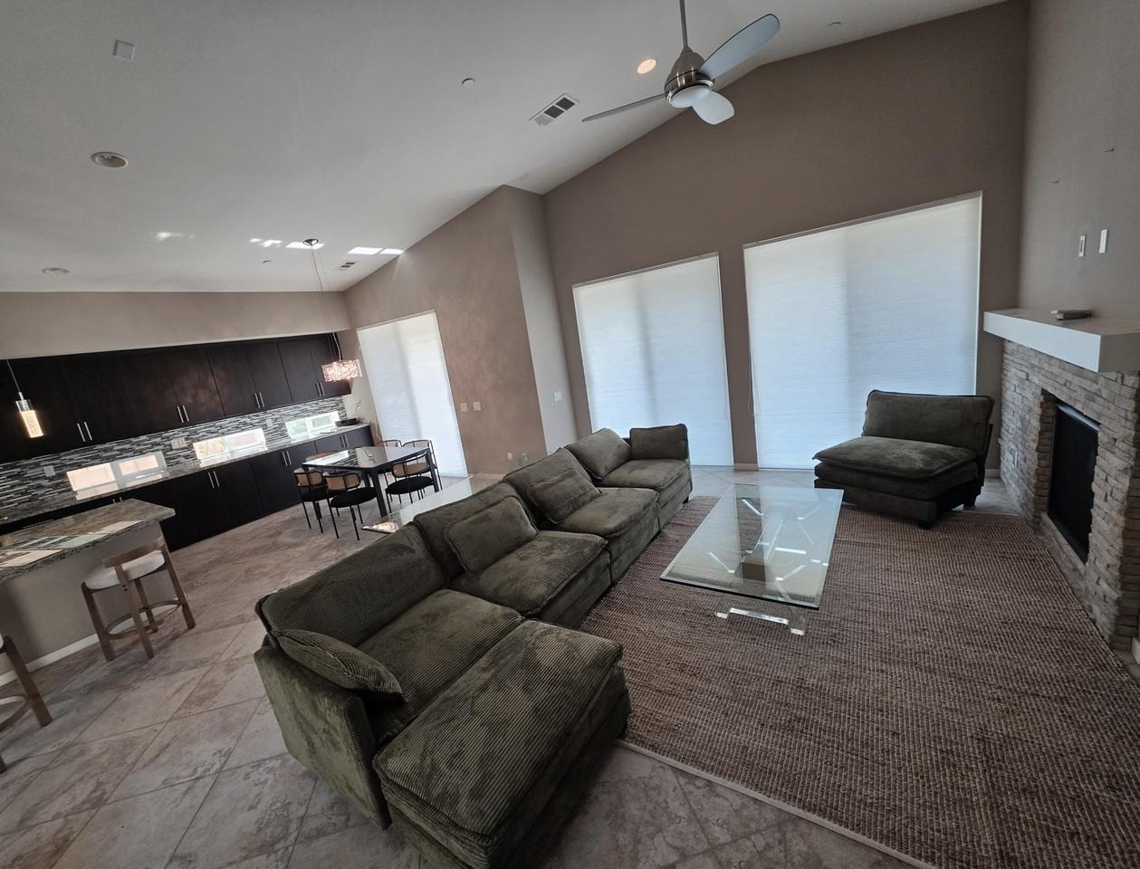 4415 Vantage Ln - Photo 3 of 50