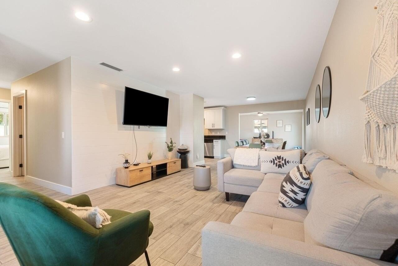 82934 Via Venecia - Photo 3 of 24