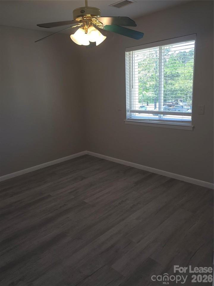 1652 Eagles Pl #H203 - Photo 6 of 24