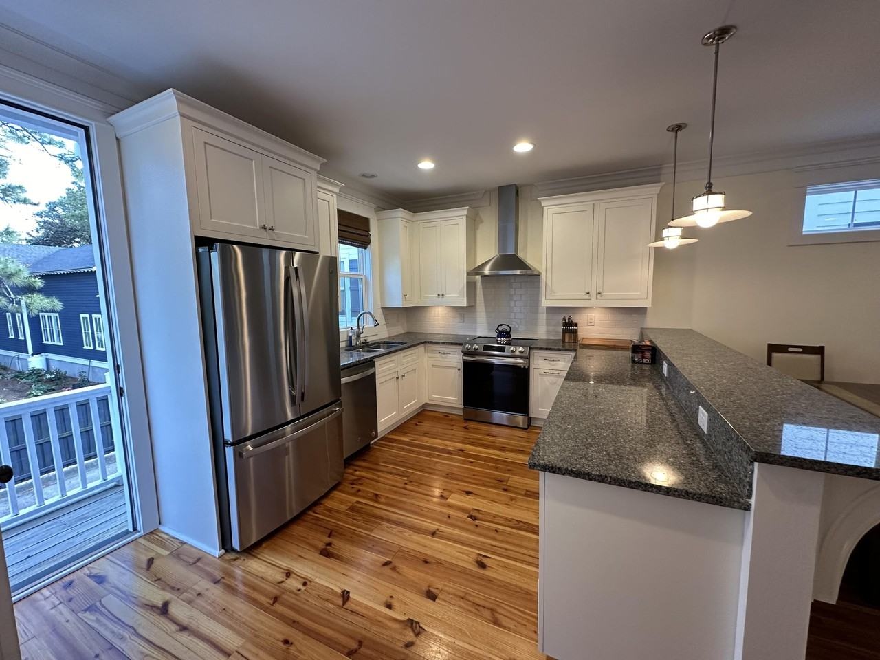 969 Warrick Oaks Ln - Photo 4 of 37