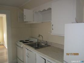 1085 Broad St - Photo 1 of 1