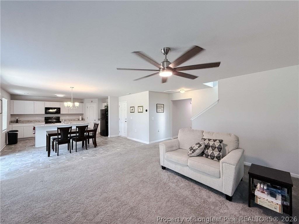 161 Desert Orchid Cir - Photo 4 of 23