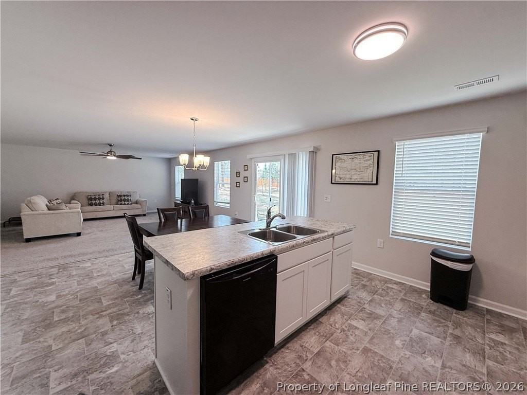 161 Desert Orchid Cir - Photo 7 of 23