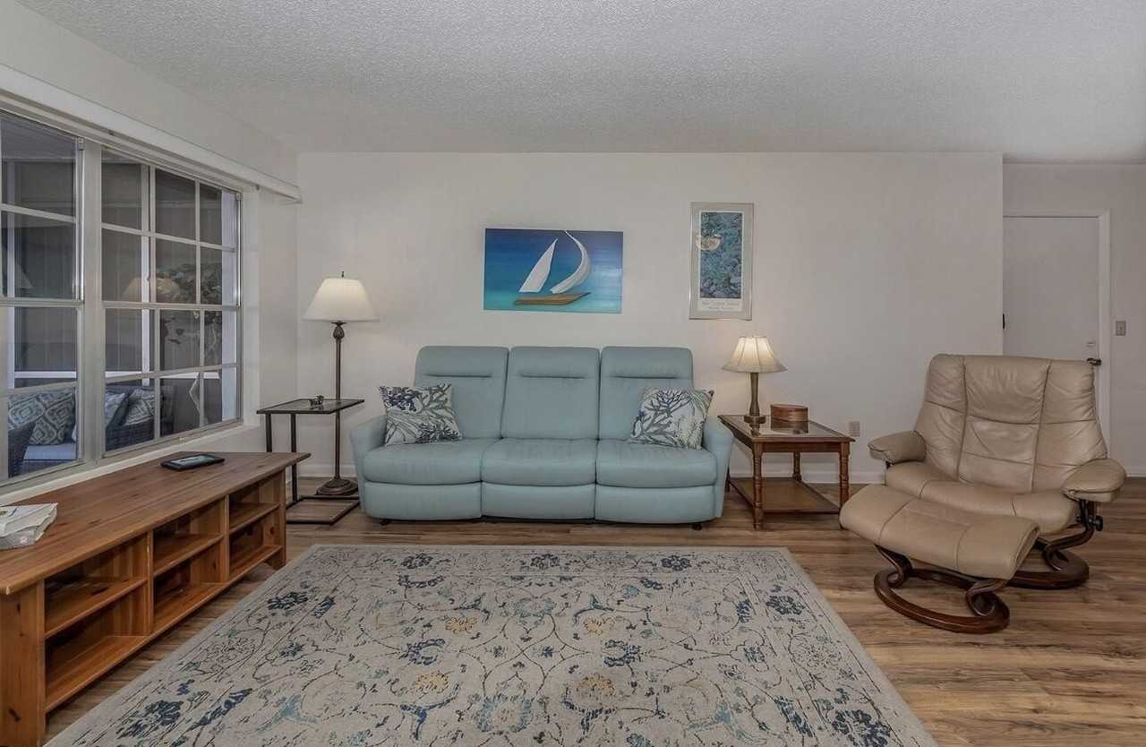 6551 Coliseum Boulevard - Photo 6 of 22