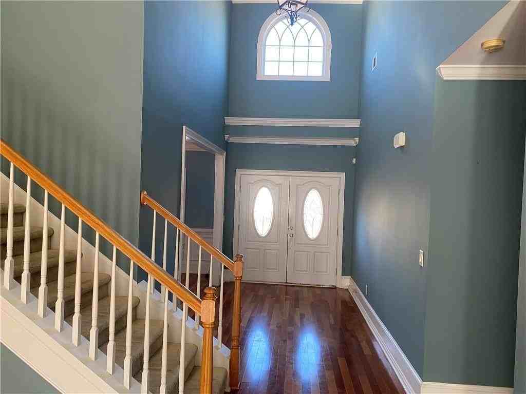 8067 Revere Dr - Photo 3 of 15