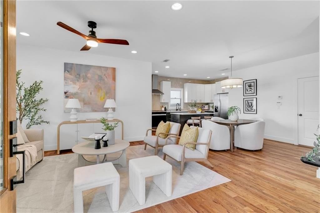 976 Dunning St Se #A - Photo 5 of 44