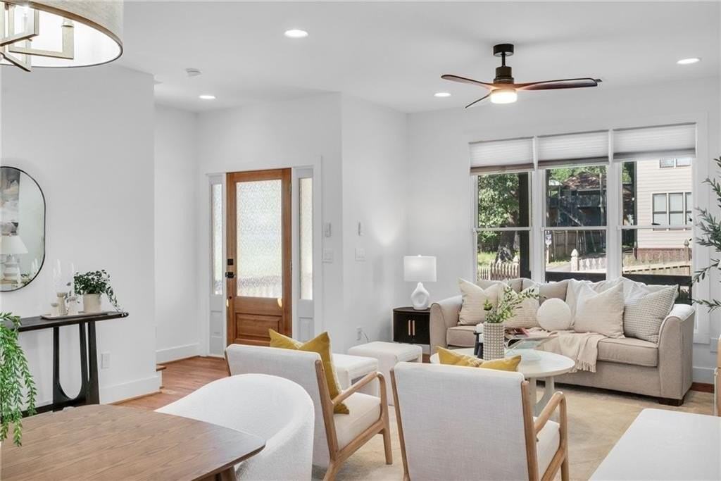 976 Dunning St Se #A - Photo 7 of 44