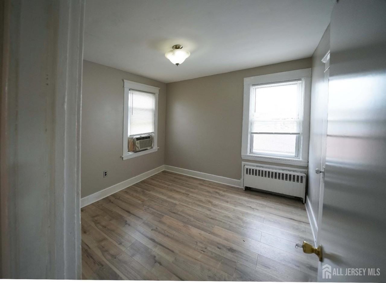 211 S 11th Ave #2 - Photo 7 of 12