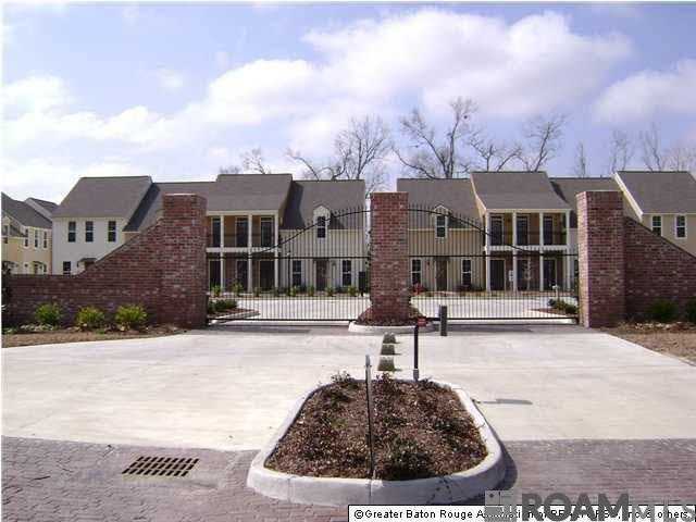 2137 S Commerce Ave #113 - Photo 2 of 29