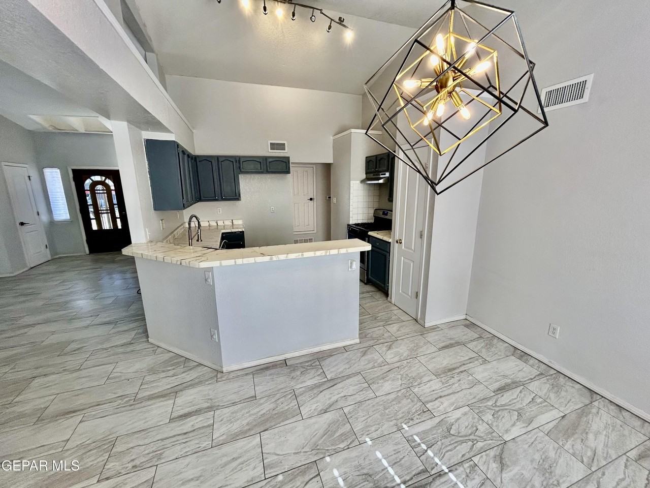 1721 Jenny Laurie Ct - Photo 4 of 15