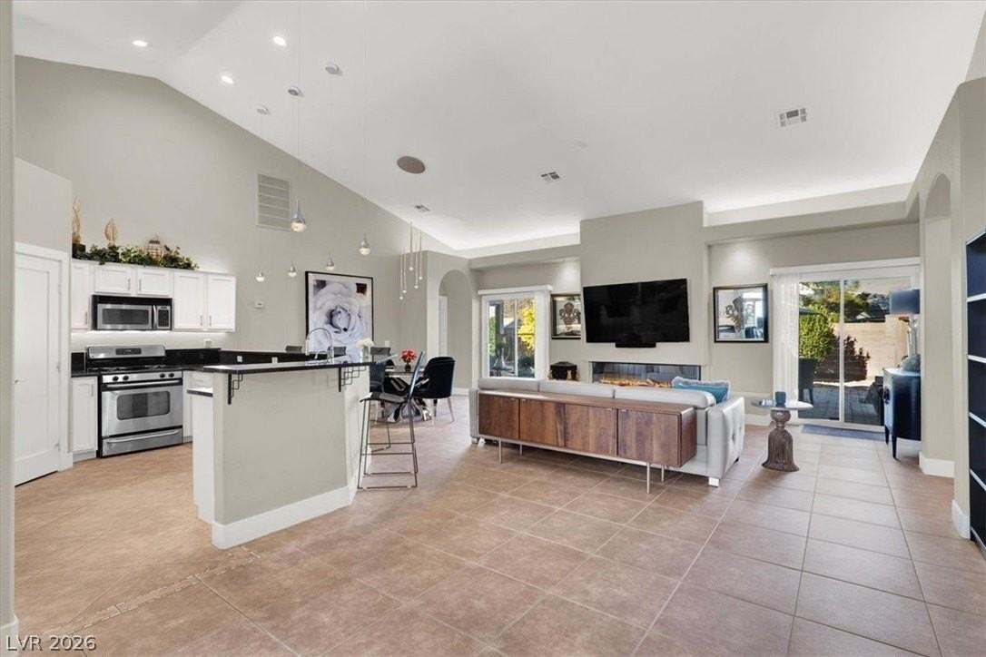 6100 Tamar Ct - Photo 4 of 26