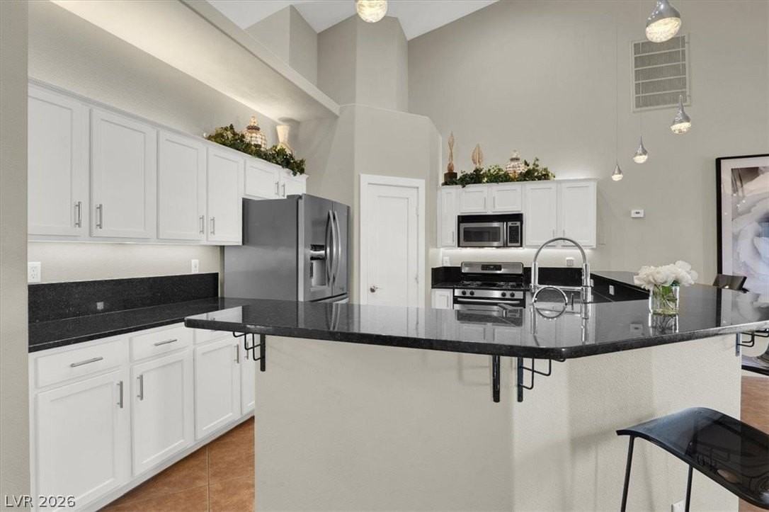 6100 Tamar Ct - Photo 5 of 26