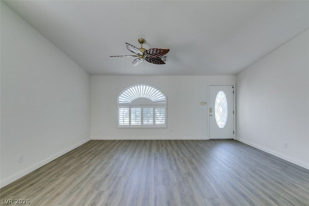 8825 Fall Green Ave - Photo 6 of 39