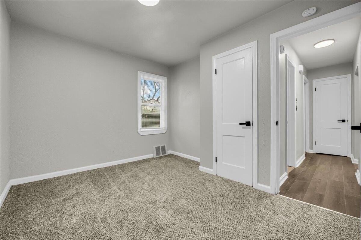 9090 Stahelin Ave - Photo 7 of 17