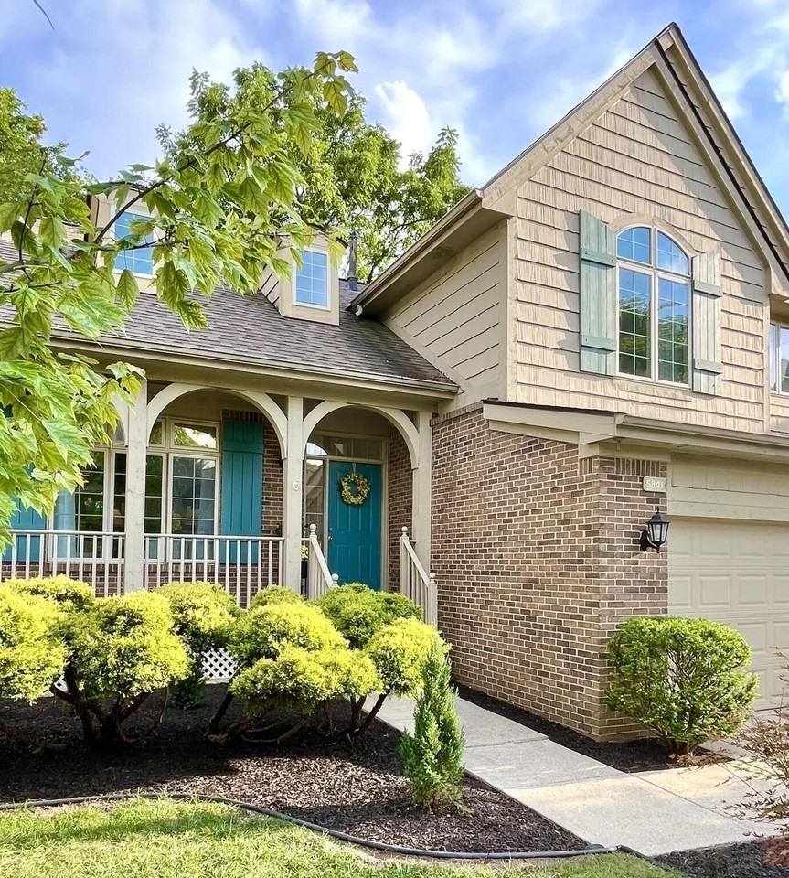 5849 Lafayette Ln - Photo 3 of 48