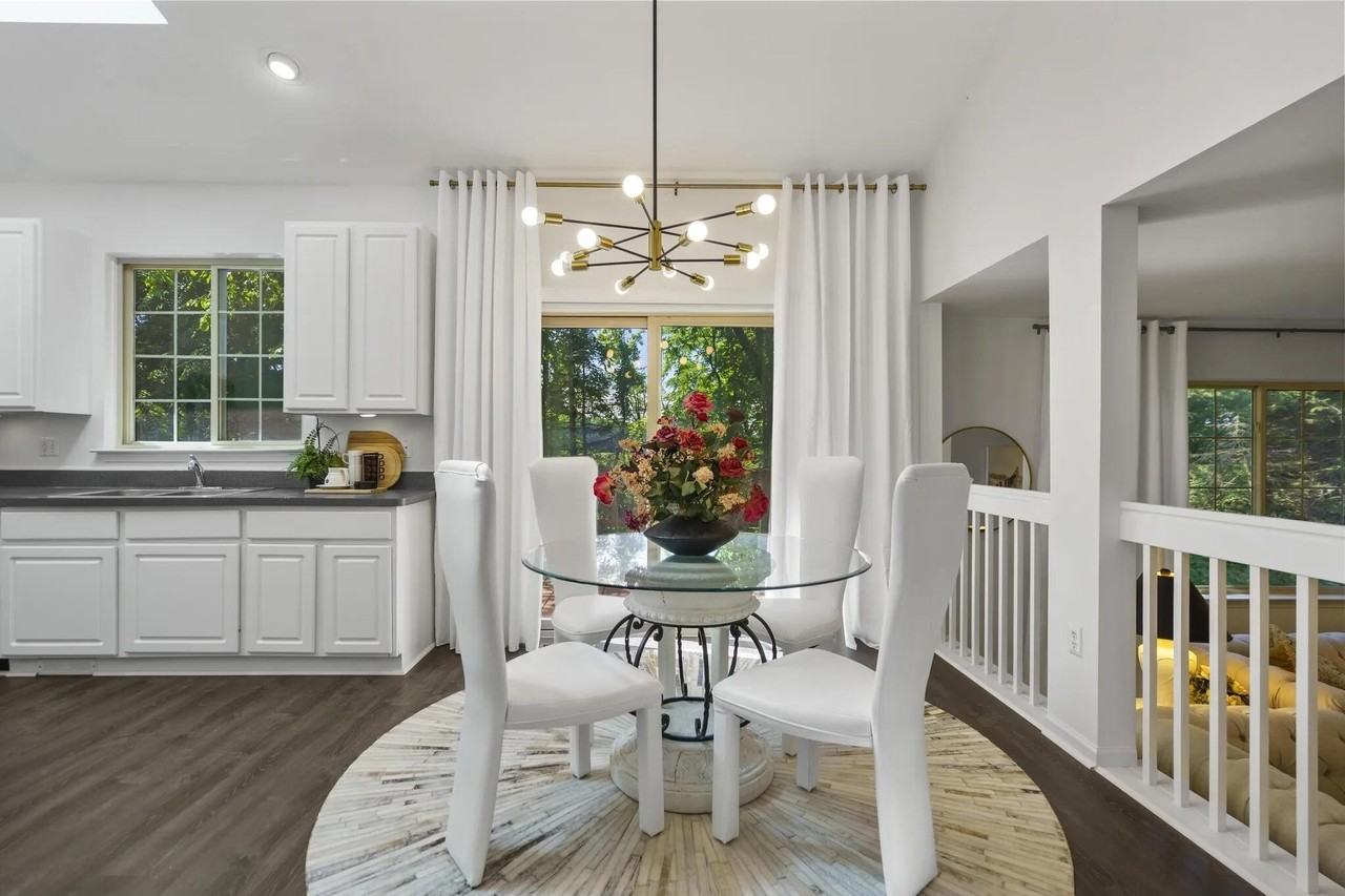 5849 Lafayette Ln - Photo 7 of 48