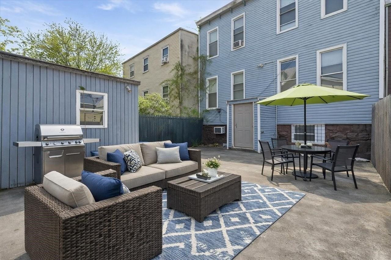 28 Spruce St #1L - Photo 5 of 16