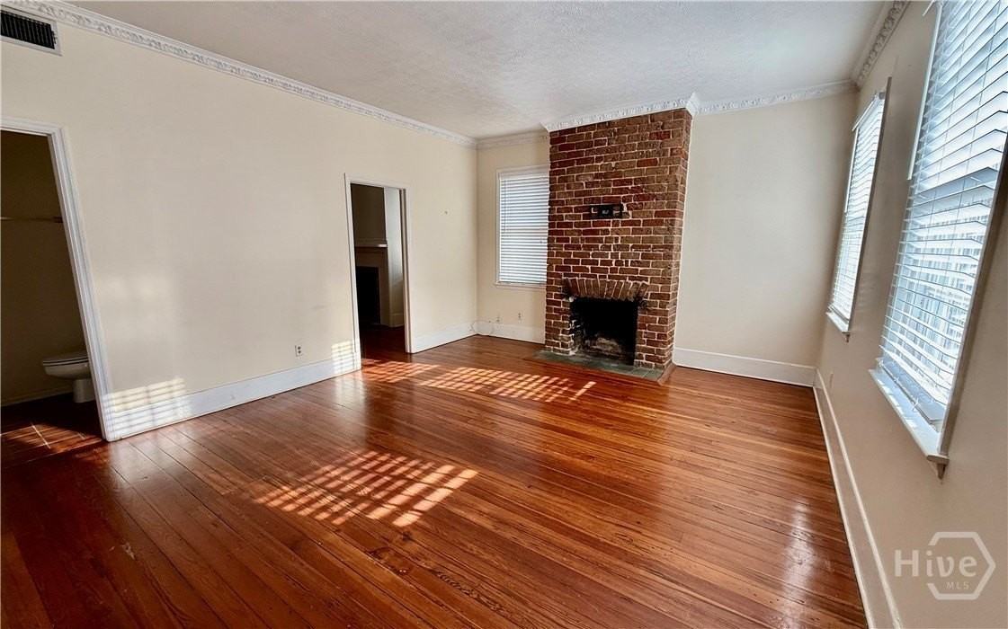 415 Price St #E - Photo 3 of 17