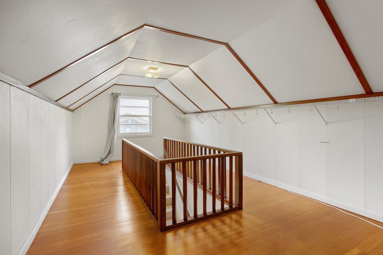 3406 Se 64th Ave #1 - Photo 3 of 8