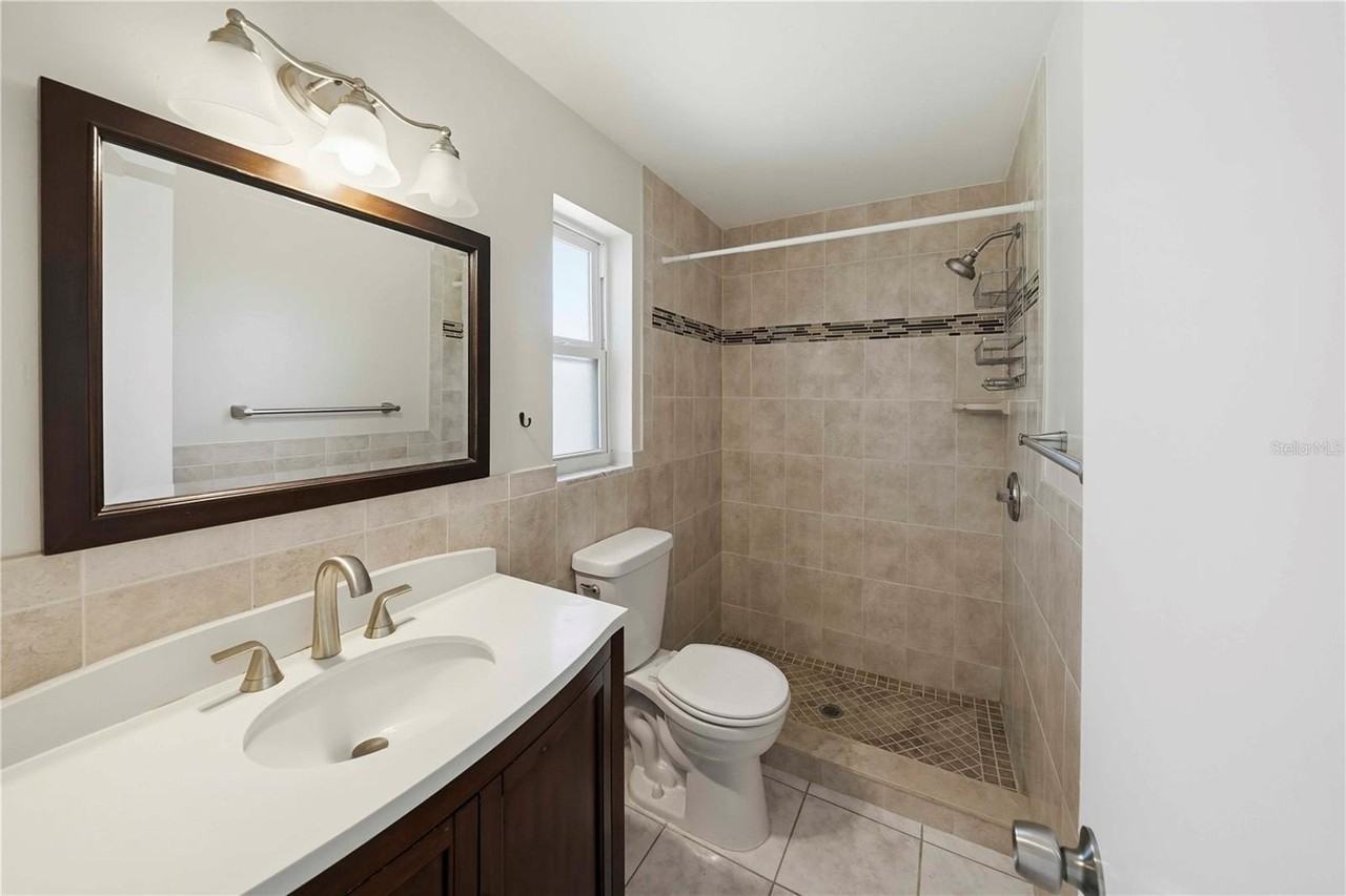 1306 Moreland Dr - Photo 7 of 9