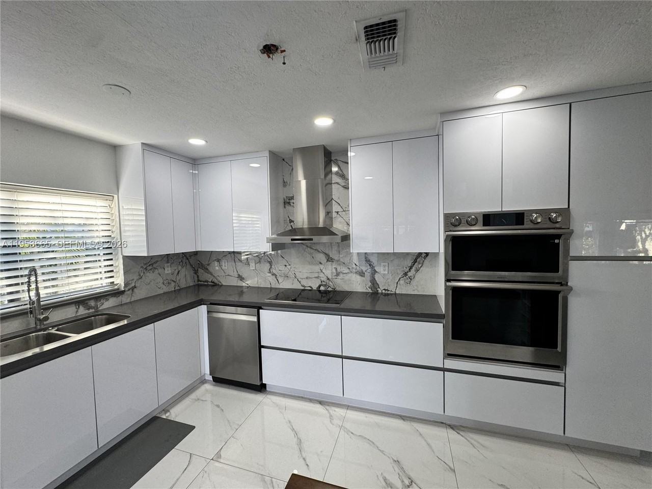 10394 Fairway Heights Blvd #O - Photo 6 of 8