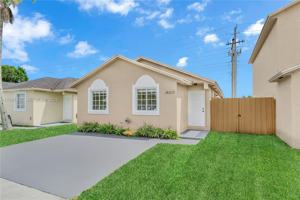 featured image of 16215 Sw 137th Ct #O