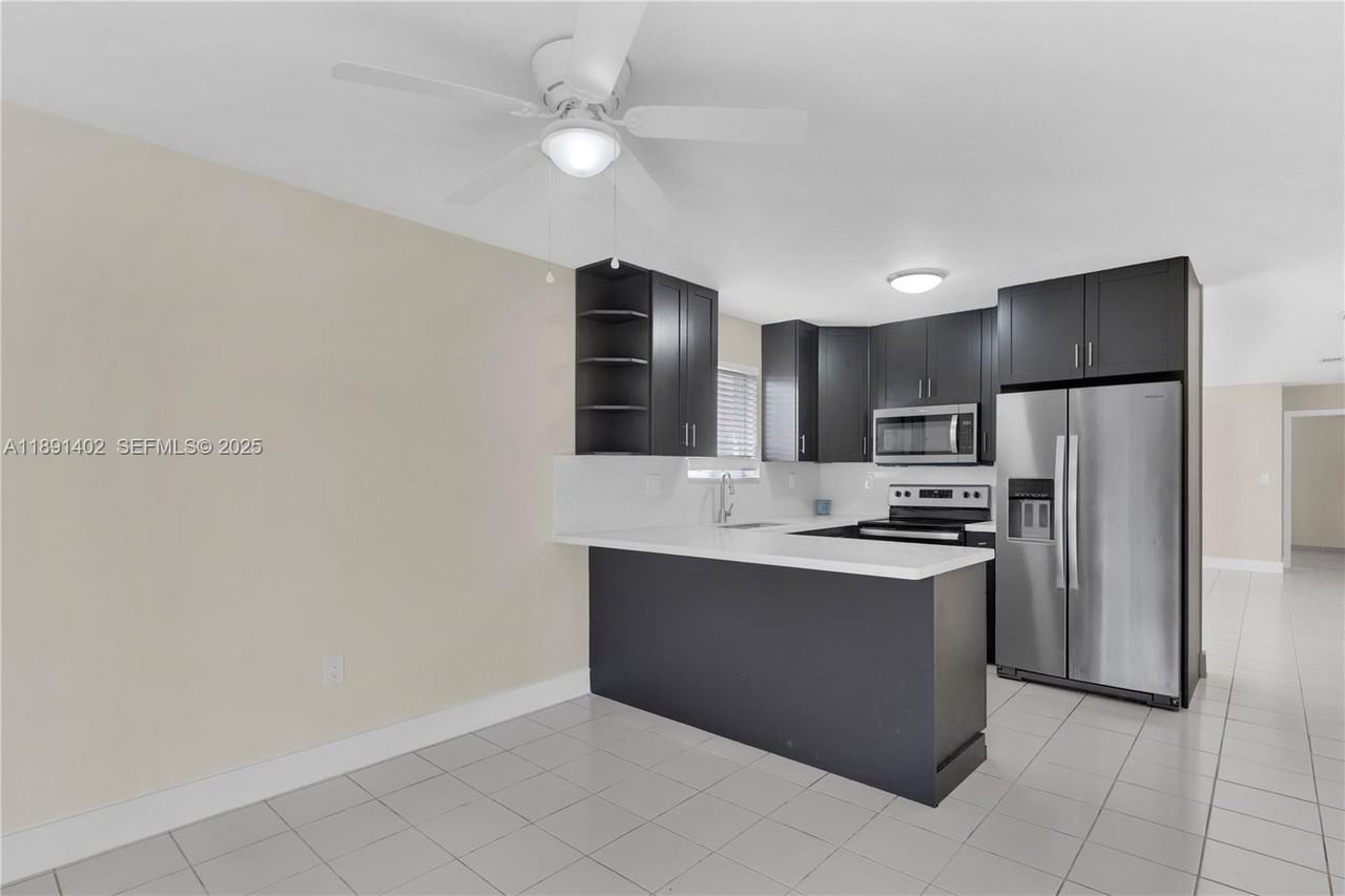 16215 Sw 137th Ct #O - Photo 2 of 8