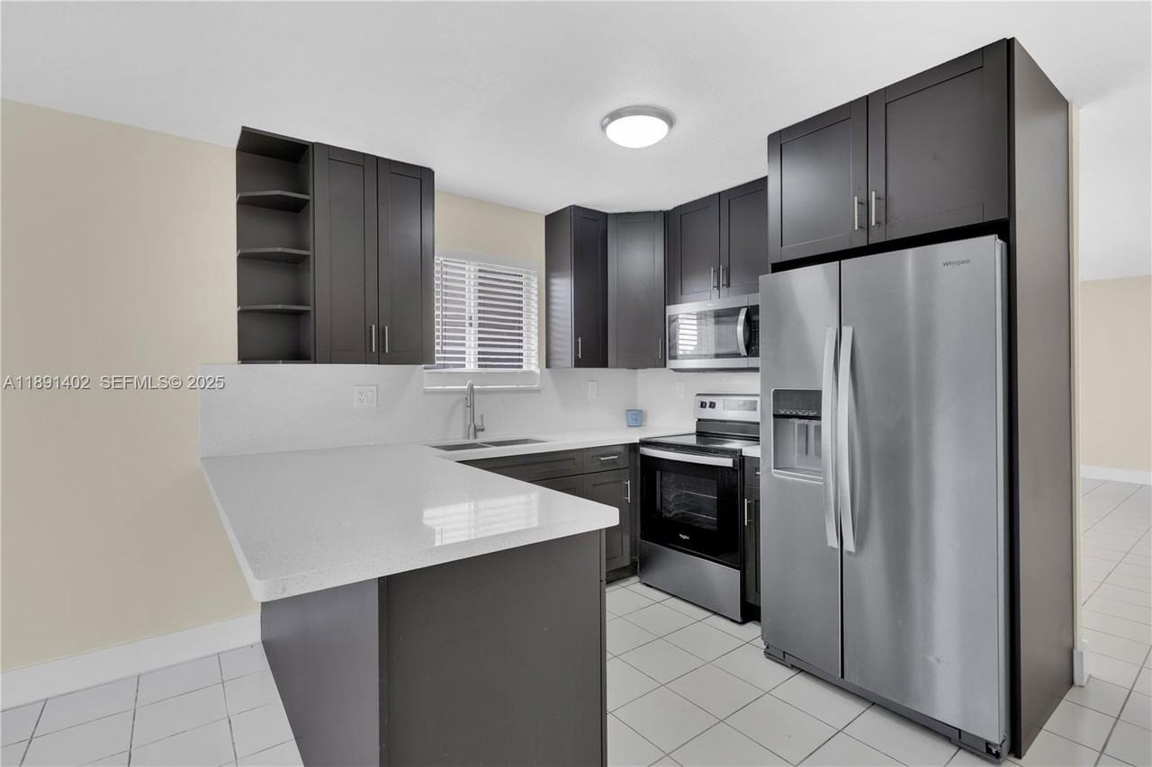 16215 Sw 137th Ct #O - Photo 5 of 8