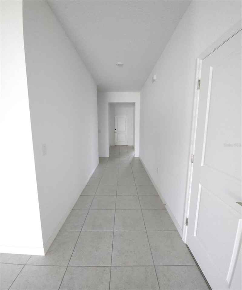 1055 Patriot Loop - Photo 4 of 36