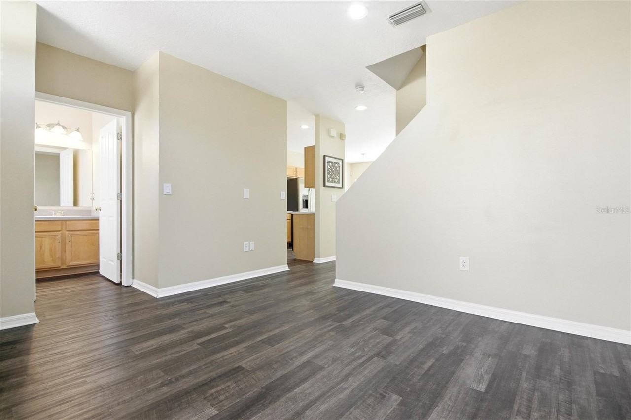 9808 New Parke Rd - Photo 3 of 50