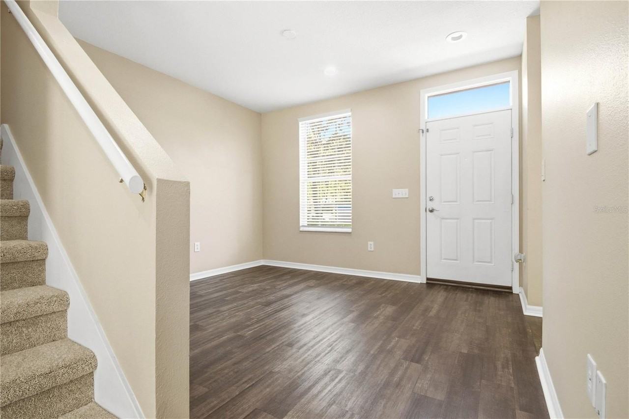 9808 New Parke Rd - Photo 5 of 50