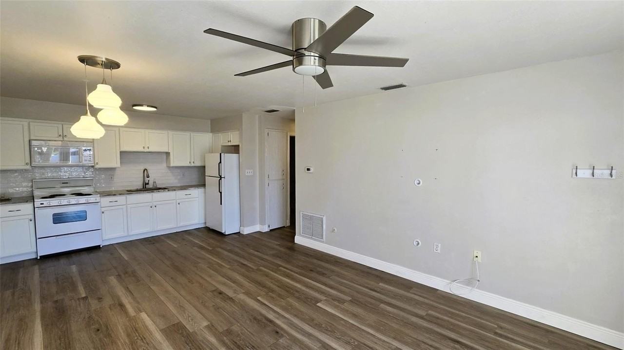 4356 Tahitian Gardens Cir #C - Photo 5 of 25