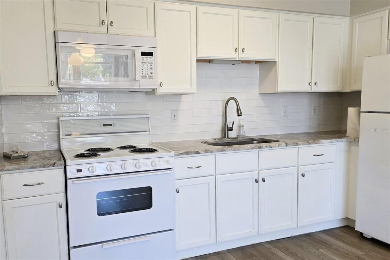 4356 Tahitian Gardens Cir #C - Photo 6 of 25