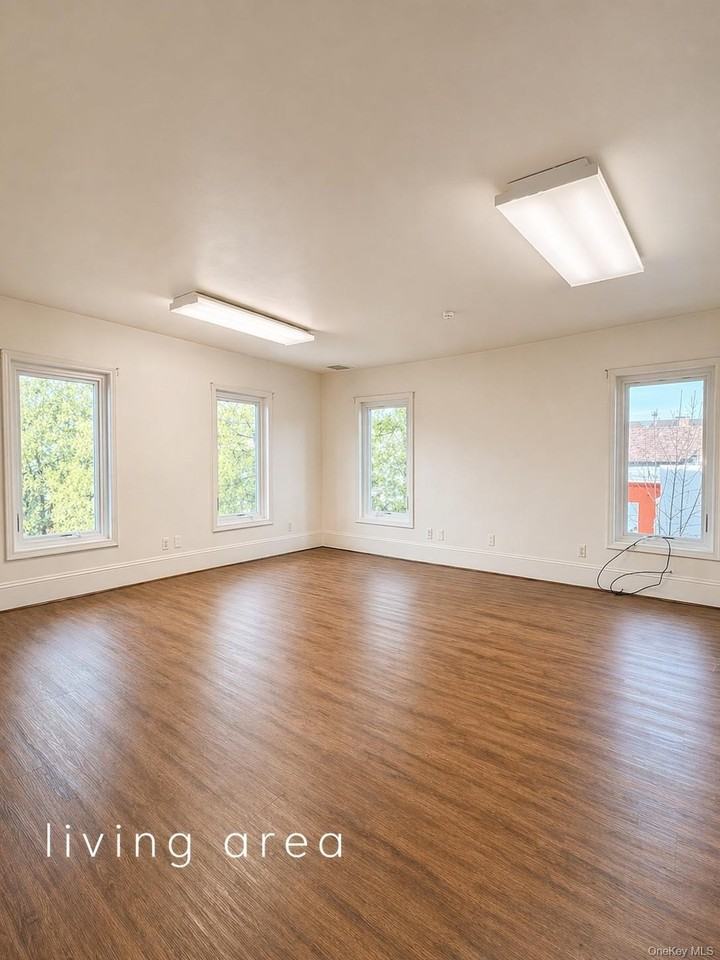 504 Broadway - Photo 5 of 12