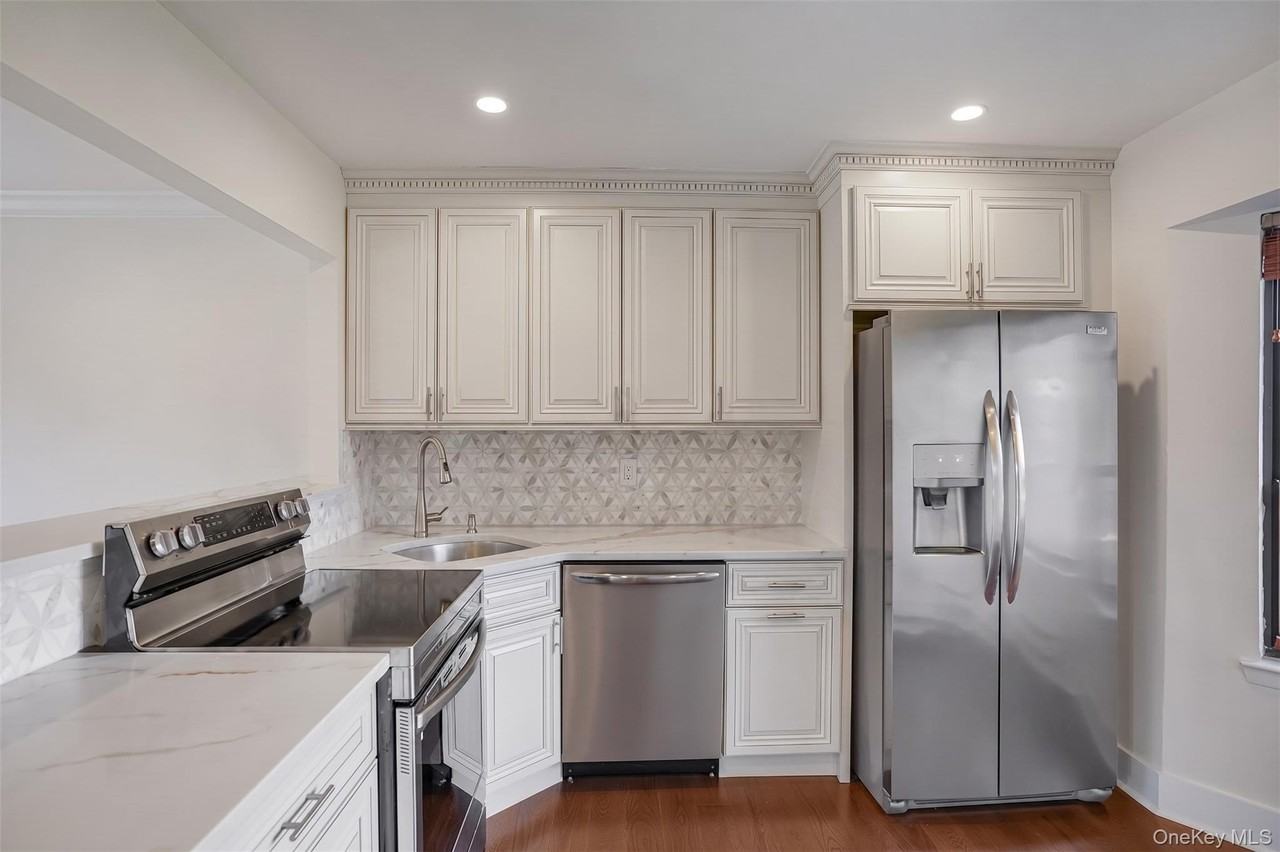 85 Rhett Ct - Photo 4 of 20